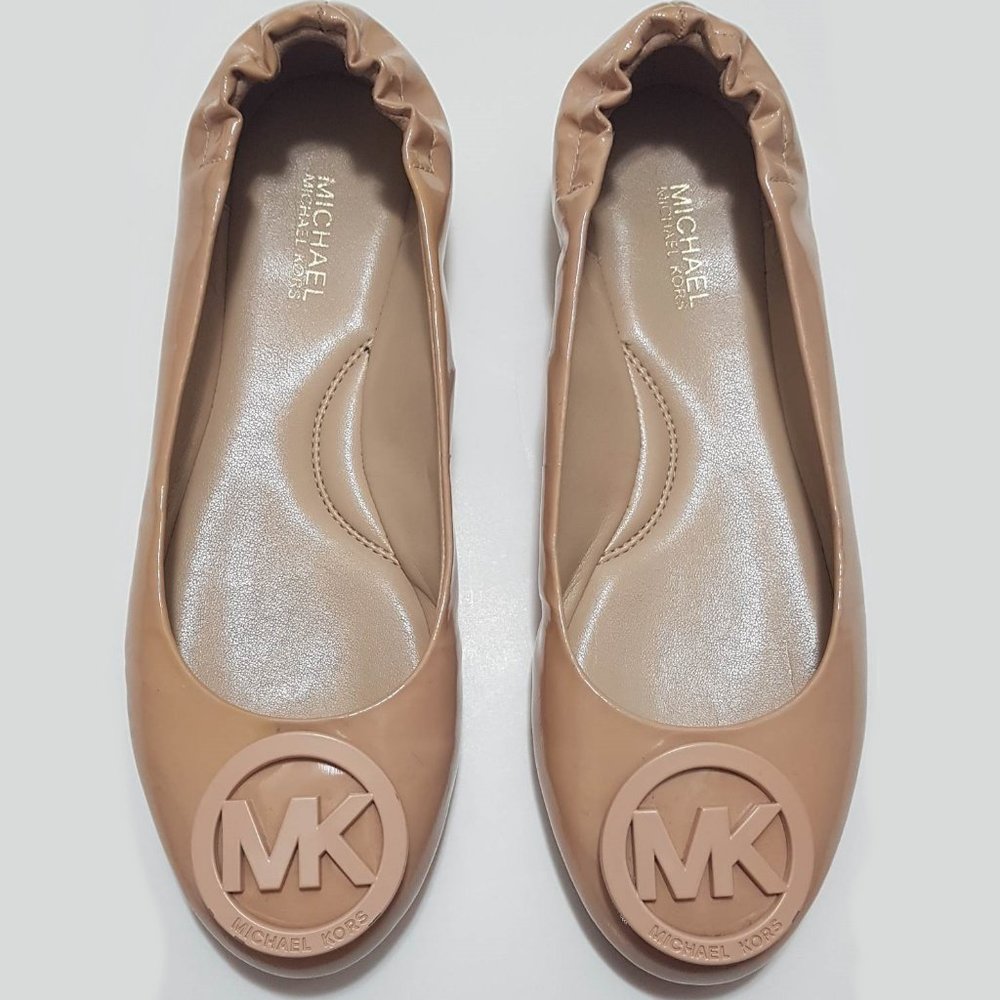 Michael Kors Patent Doll Shoes size 5M